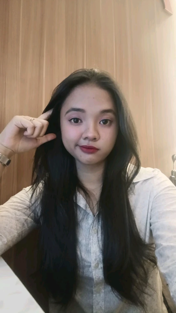 GIF diunggah oleh Elma