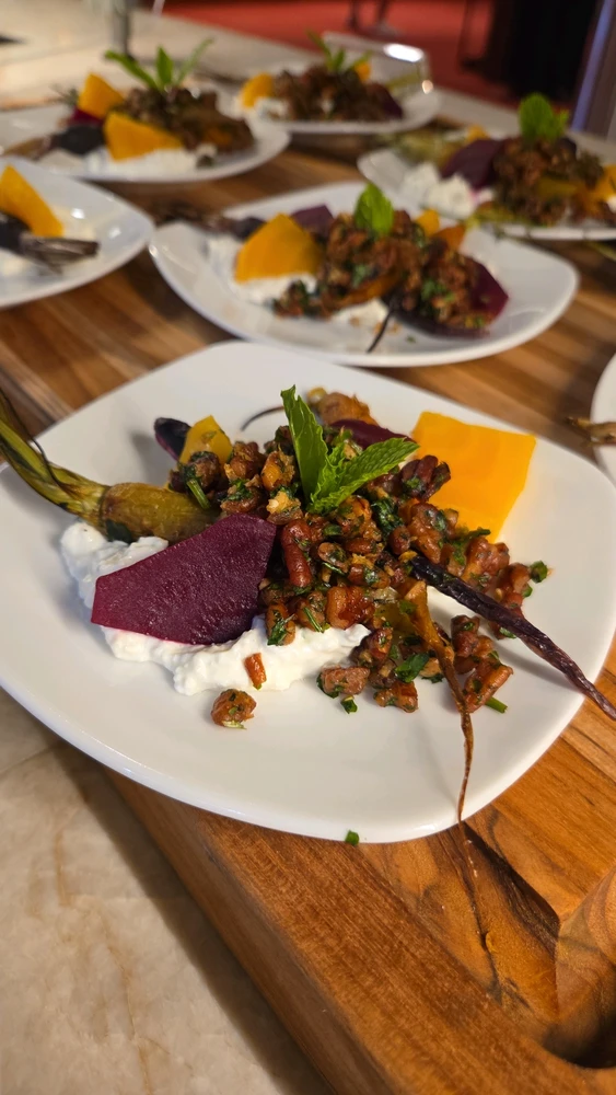 GIF diunggah dening Kevin Wycoff