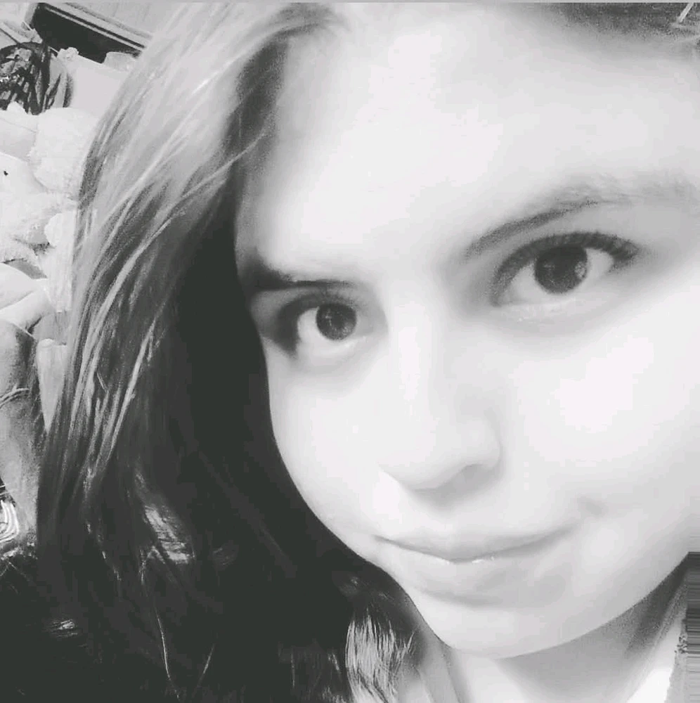 GIF uploaded by CataLina