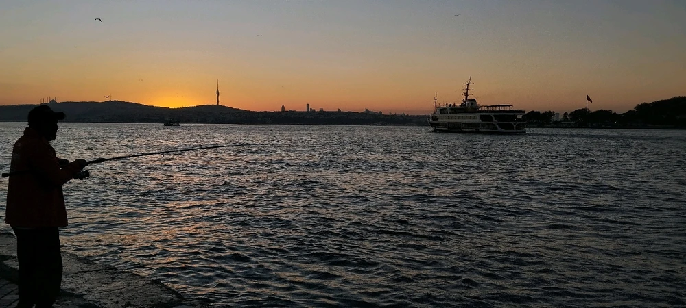 GIF uploaded by Fatih