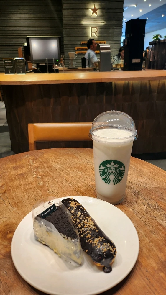 GIF diunggah oleh Rhirhi