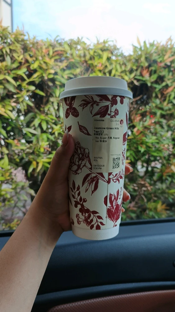 GIF gi-upload ni Nyny