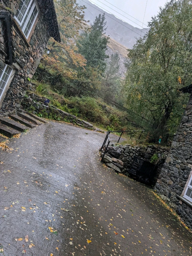 The courtyard/ entrance of yha Helvellyn. Definitely recommend it for anyone looking to stay in the area!