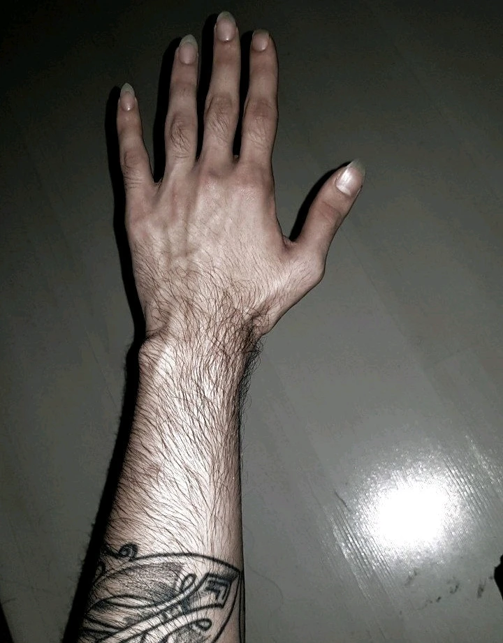 GIF tso los ntawm Osmond