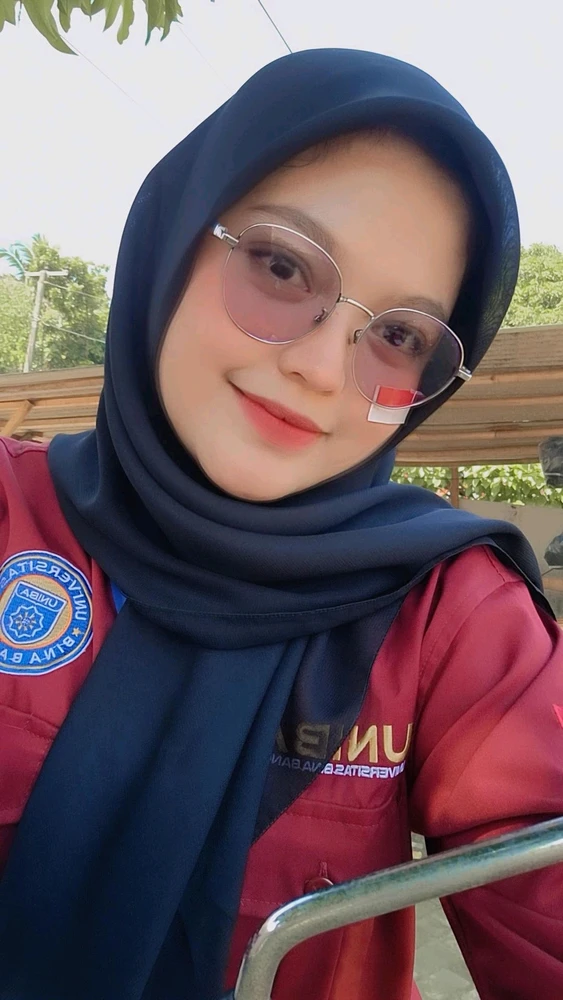 Gambar diunggah oleh Putrialee
