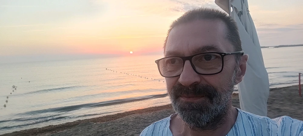 Imagine încărcată de Ares