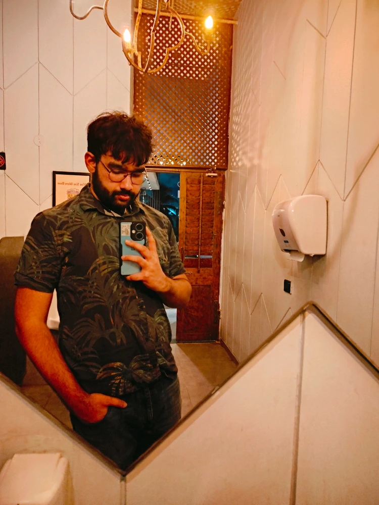I-upload ni Bodhisatta Bhattacharjee ang larawan