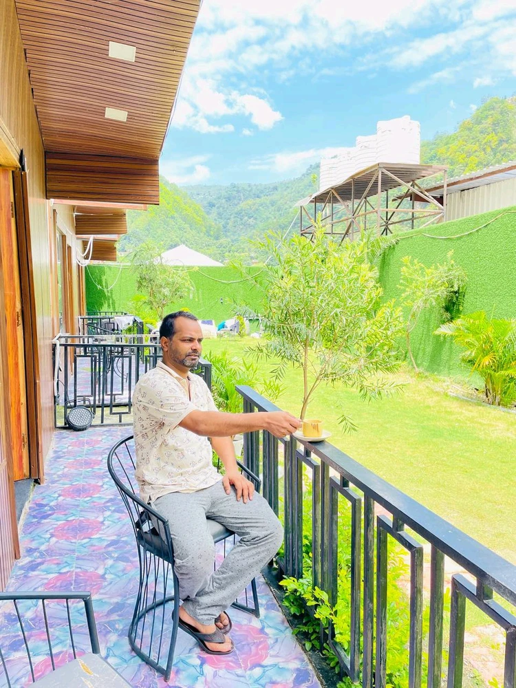 I-upload ni Vinod Mauryya ang larawan