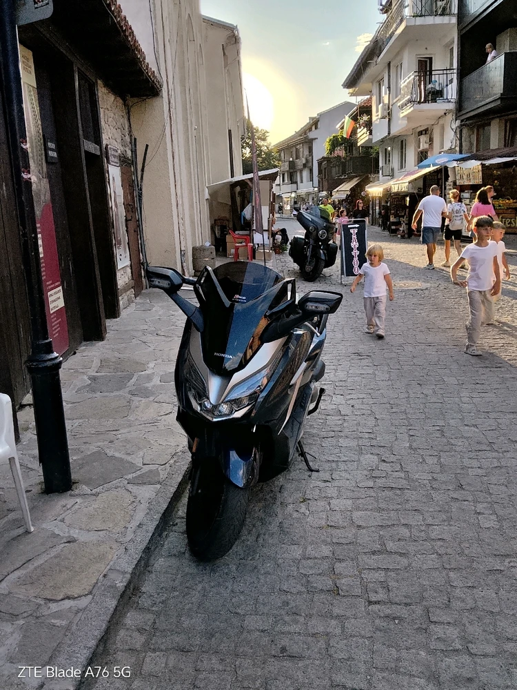 Качено от Geri