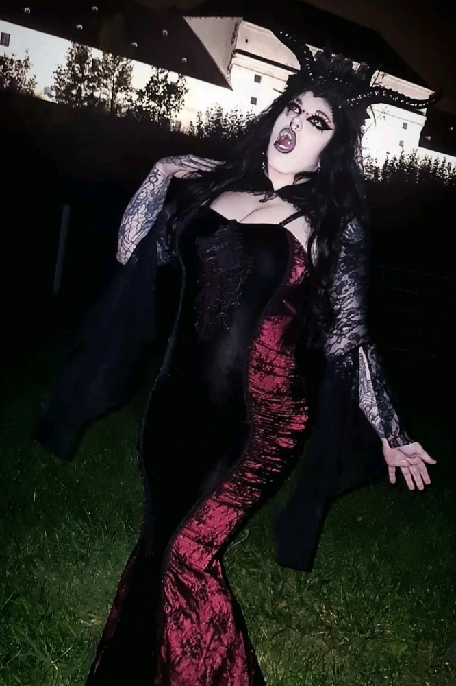 GIF hochgeladen von Lady Deathmora đŠ