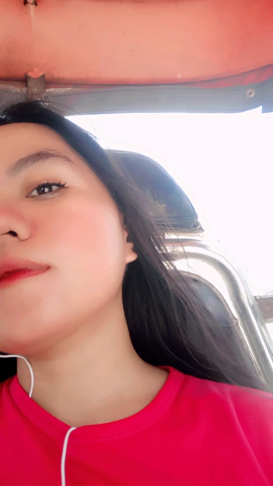 The 4 version of Sleepy me🥱😴