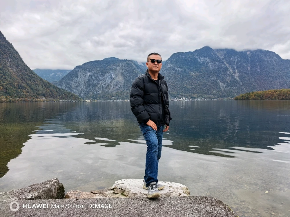 Let life slow down and enjoy small mome
-A Trip to the Austrian Lake District