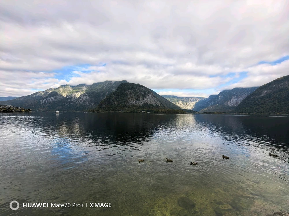 Let life slow down and enjoy small mome
-A Trip to the Austrian Lake District