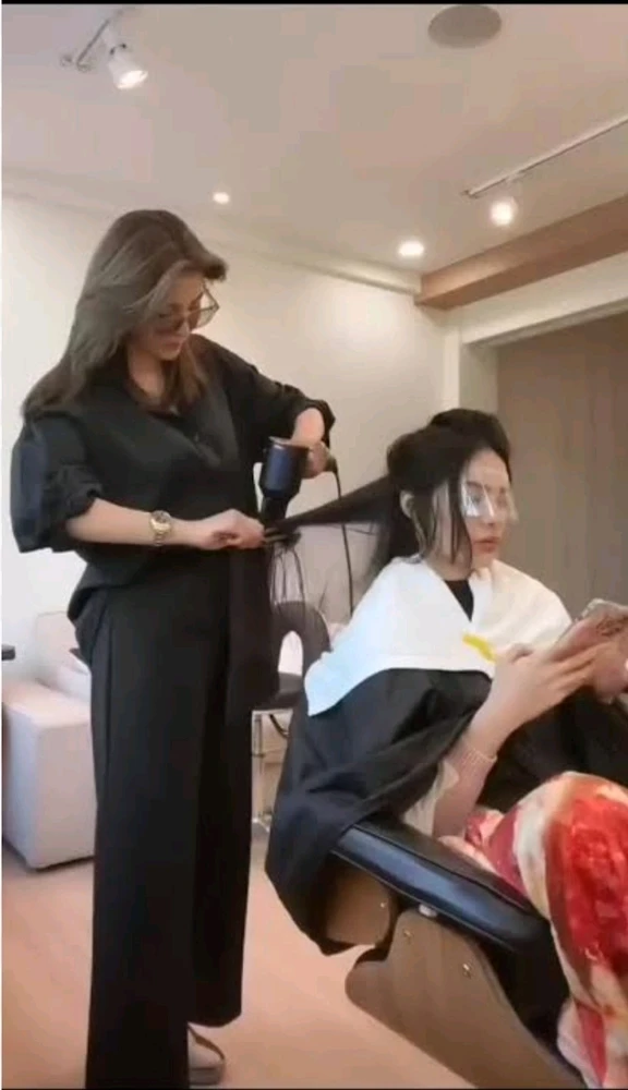 Gi-upload ni Kandace ang hulagway