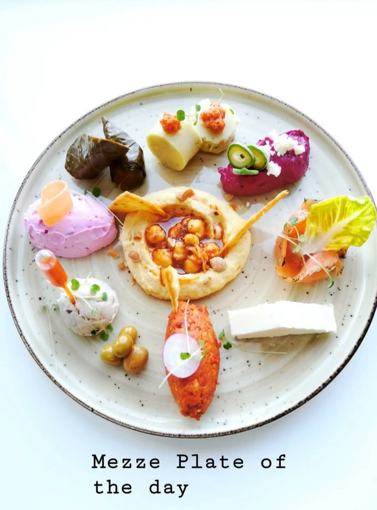 E tarafından yüklenen GIF