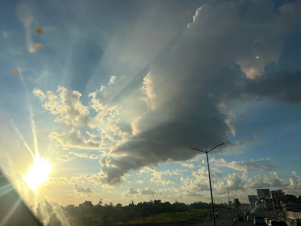 GIF uploaded by Denisse