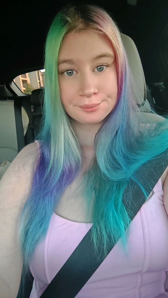 GIF uploaded by Anastasia