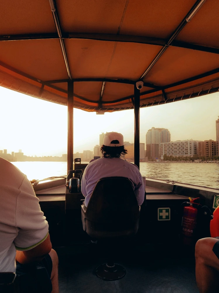 Rahul द्वारा अपलोड किया गया GIF