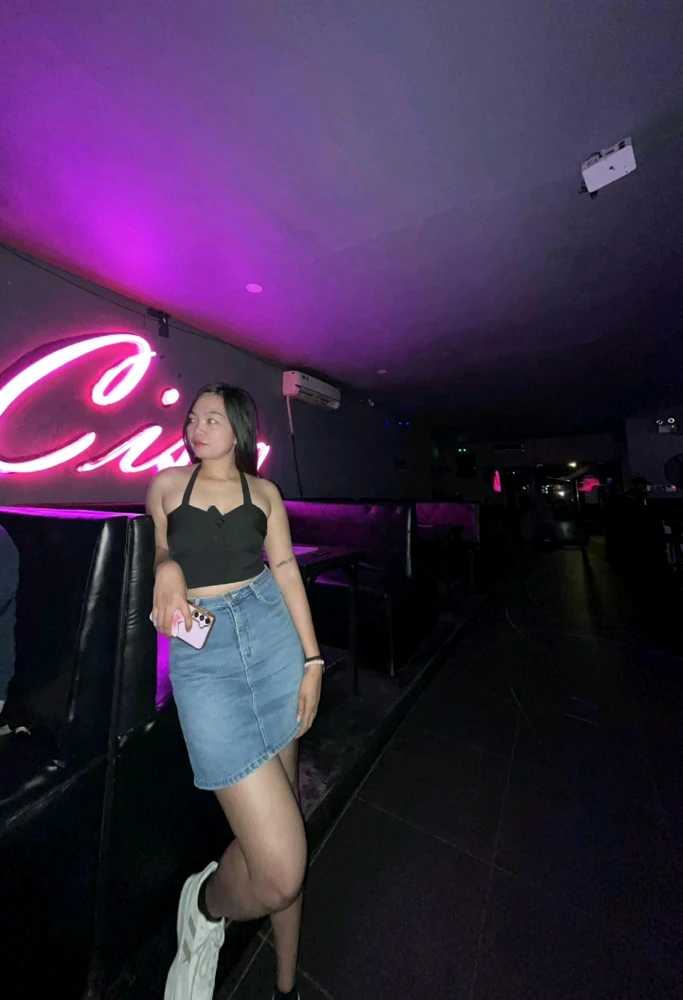 由Dhebbiey上传的图片