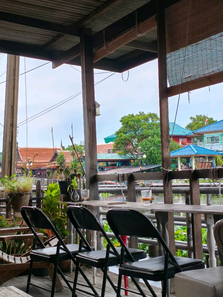 รูปที่อัพโหลดโดย Scott