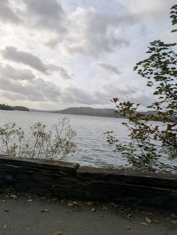 I-upload ni Benjamin ang larawan
