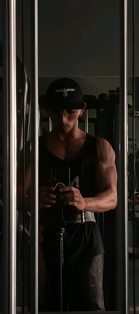 GIF diunggah oleh Reza