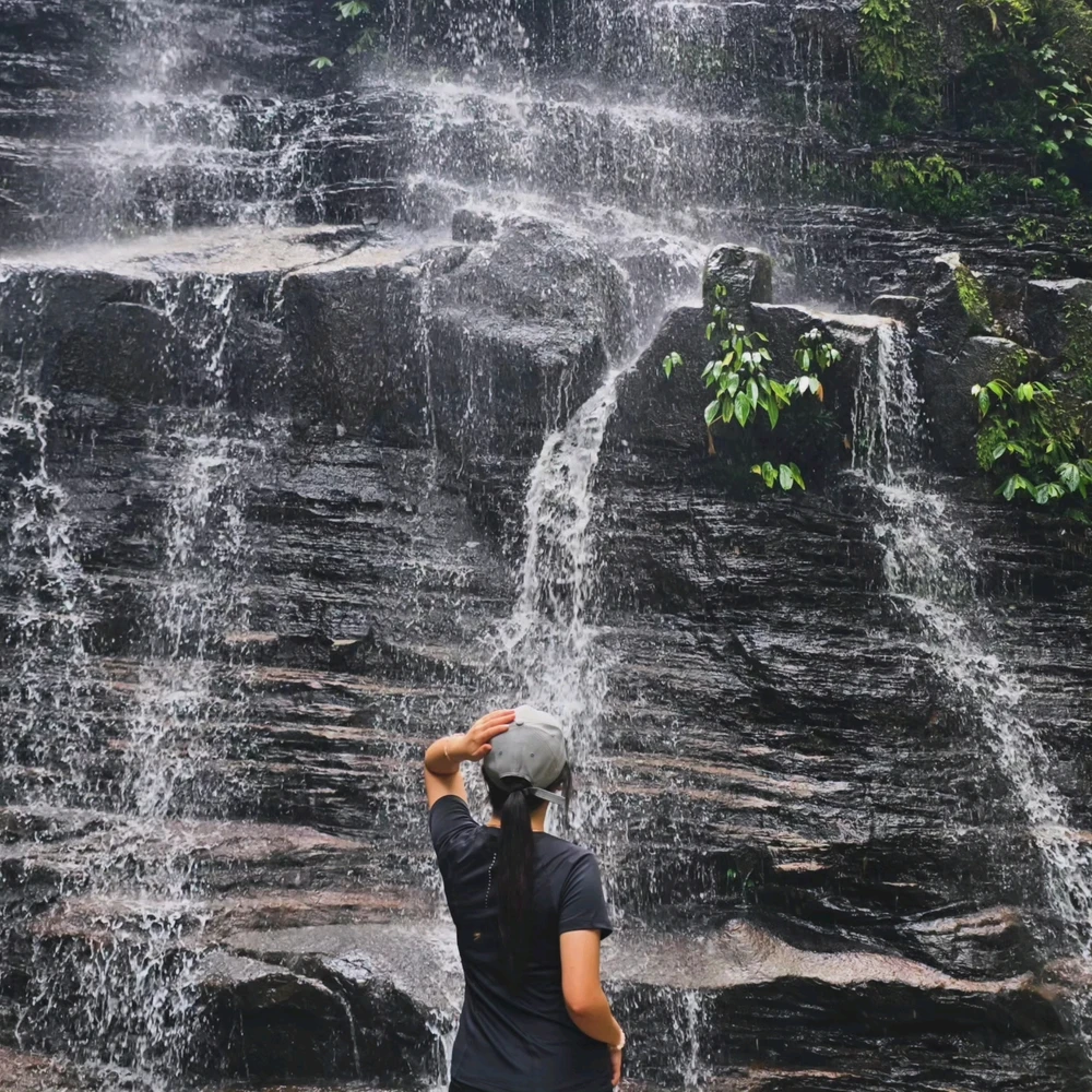 GIF diunggah dening Lia