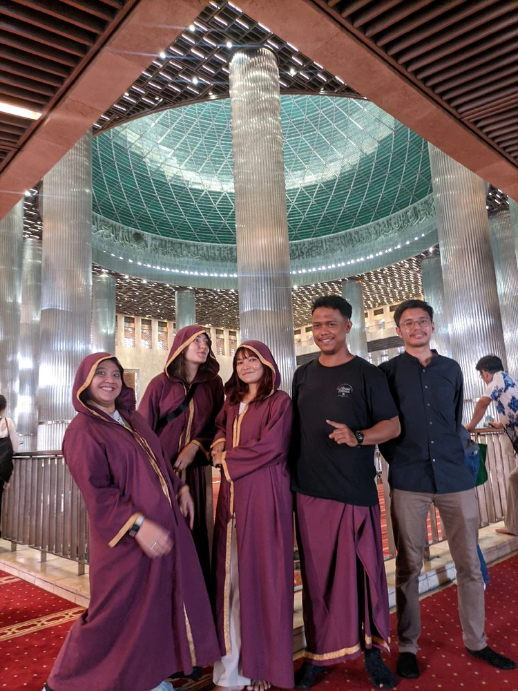 Image uploaded by Novia Putrie