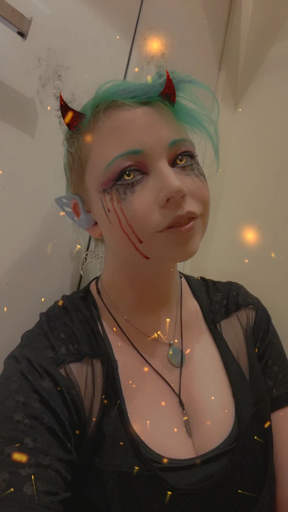GIF uploaded by Mischa
