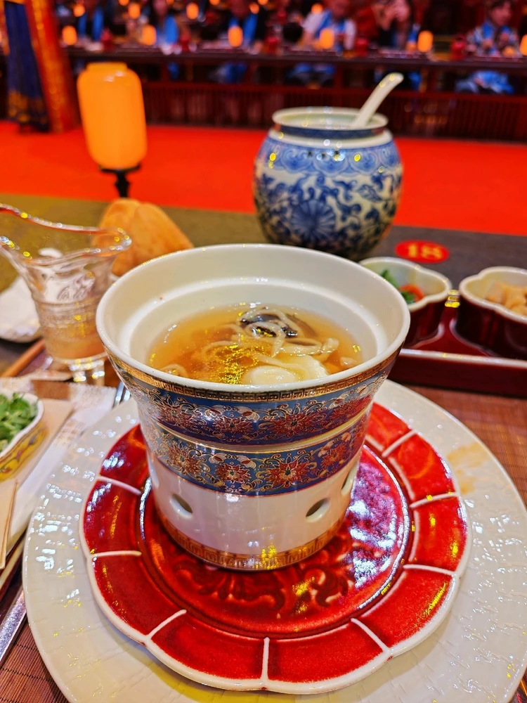 Feel like a Chinese noble.