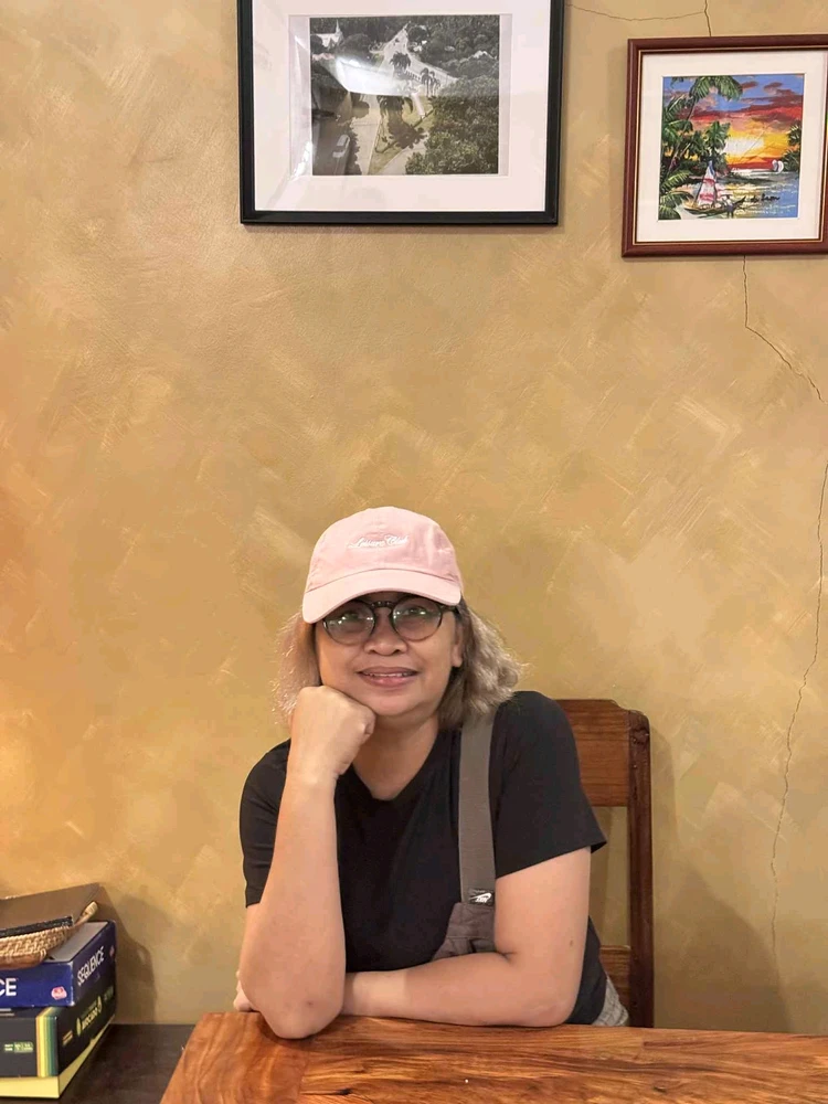 GIF na in-upload ni Maria Jhu