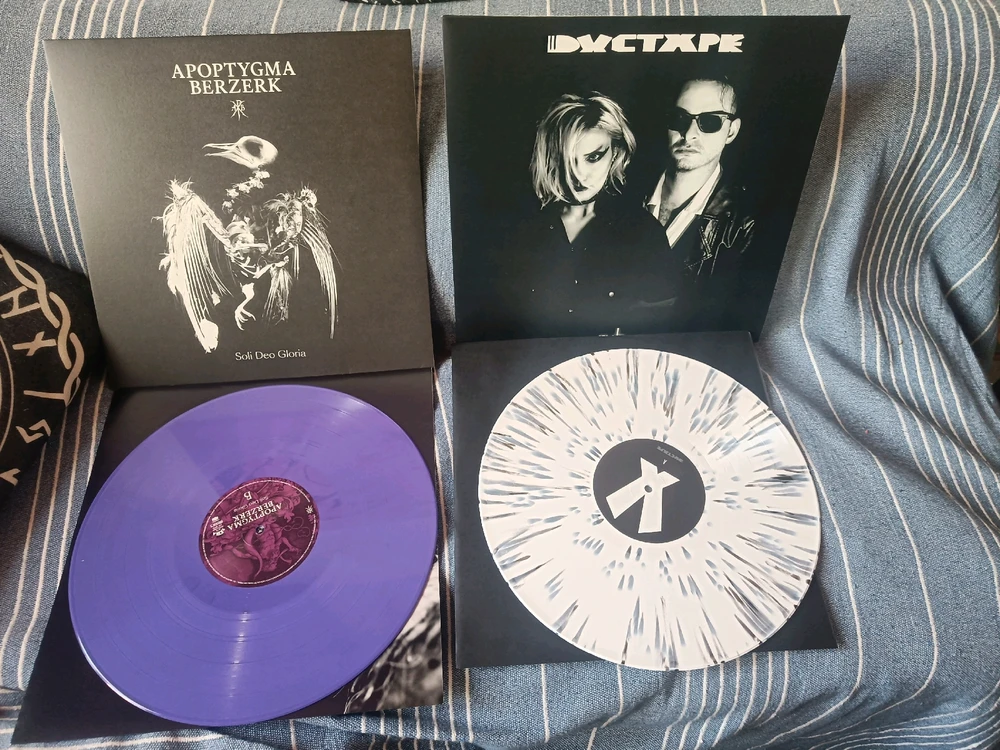 GIF caricata da Edgar Allan pollo