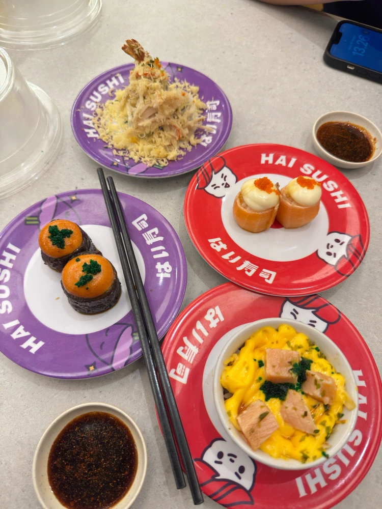 GIF uploaded by anaa