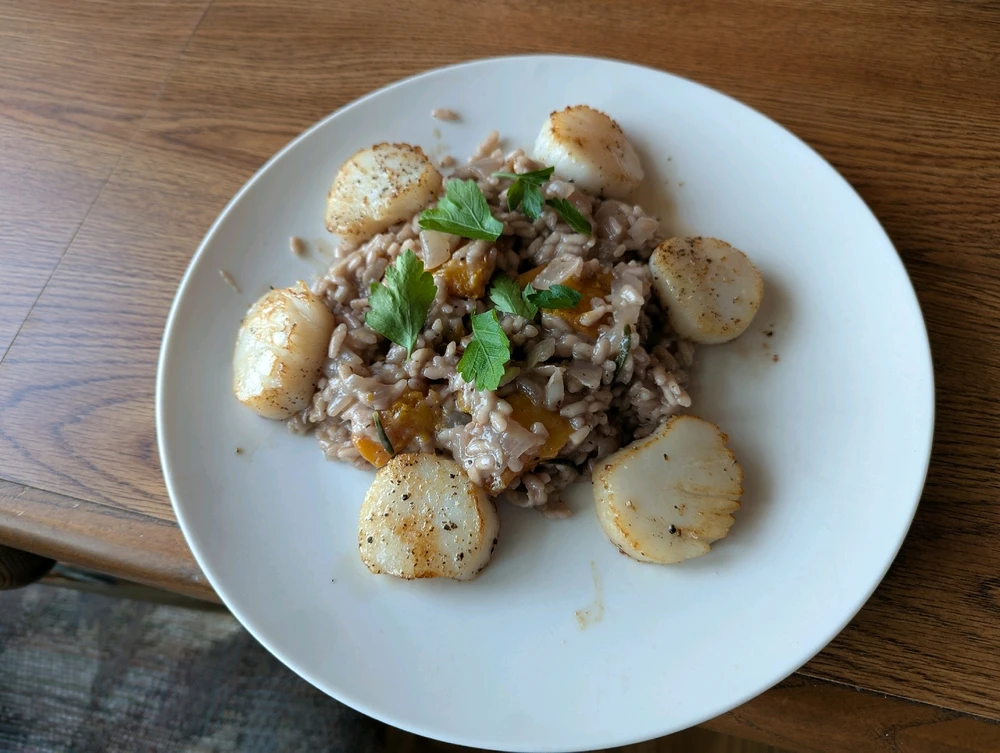 GIF uploaded by Landie