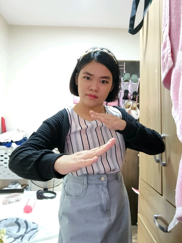 Fight me ⛱️ b*each, just kidding....