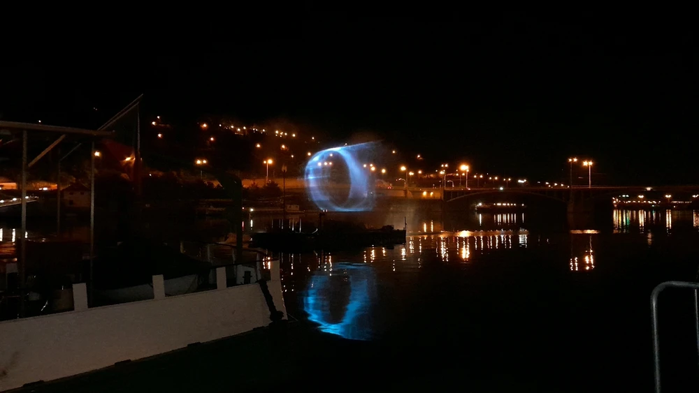 GIF nahrál Lada