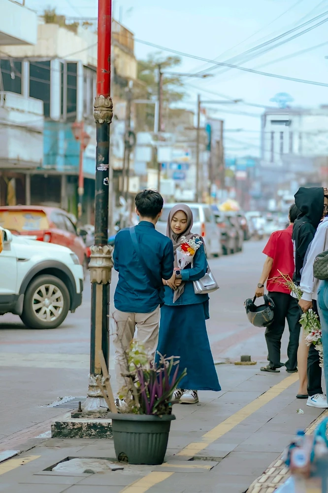 street photography Jalan Suryakencana Bogor