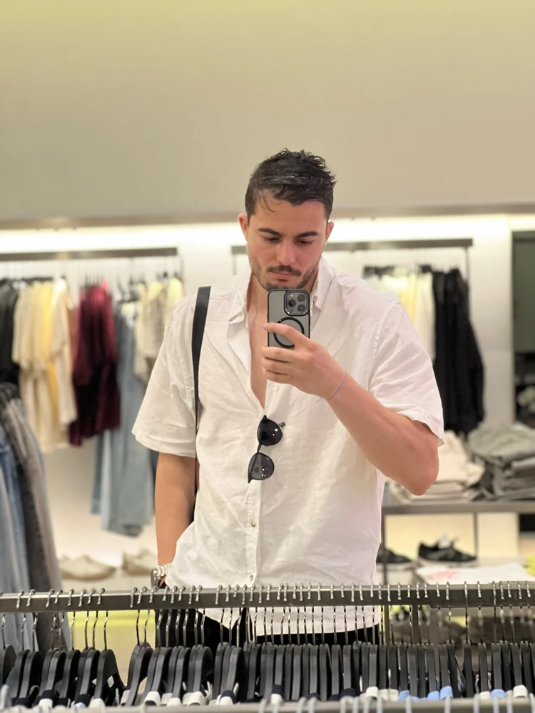 GIF diunggah dening Ali