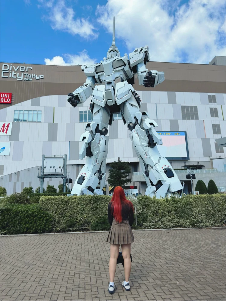 GIF uploaded by Suci