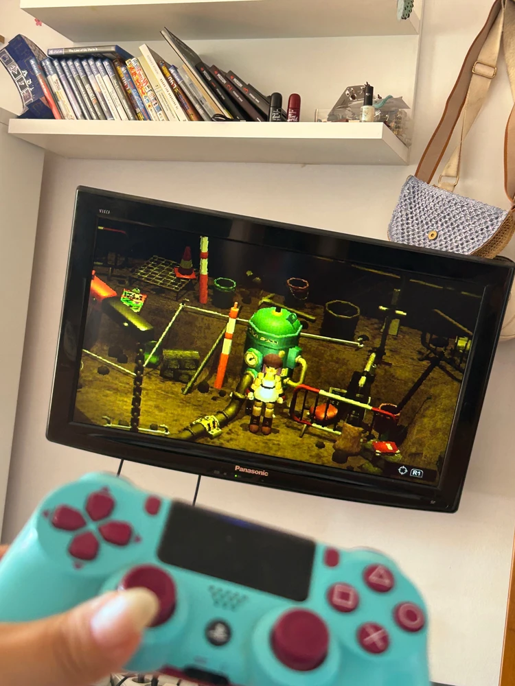 GIF subido por Astra