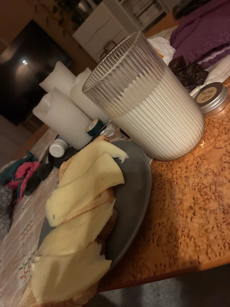 GIF na in-upload ni Hanna Petersson
