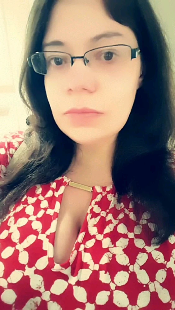 2014, the red Michael Kors dress