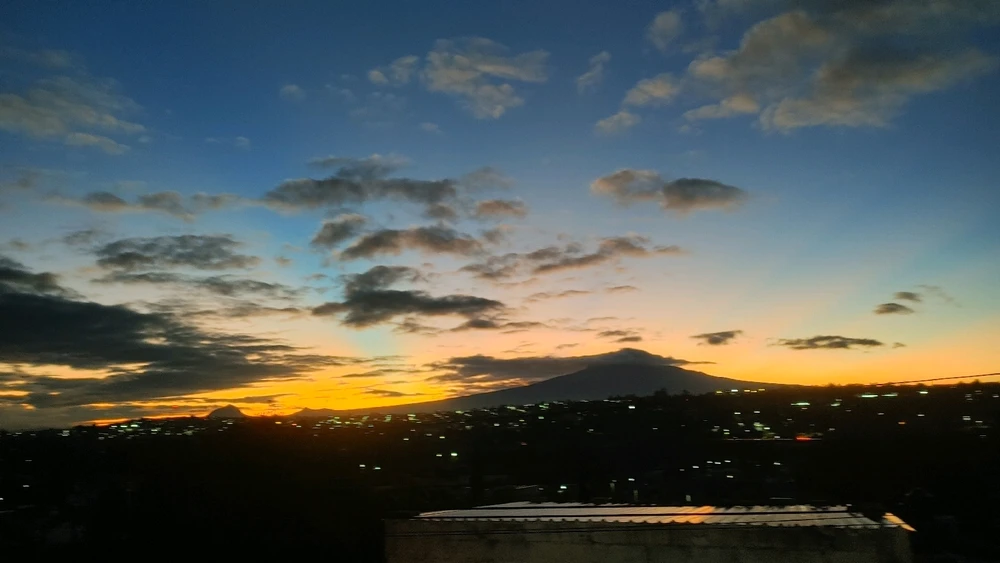 GIF uploaded by ❤ Sophia aka Mango Mami ❤️