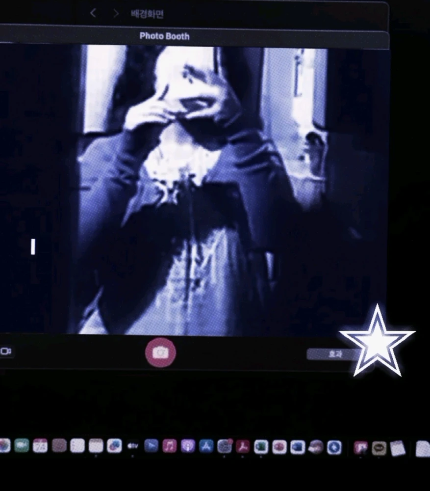 Mirror vibes 🤷🏻♀️✨