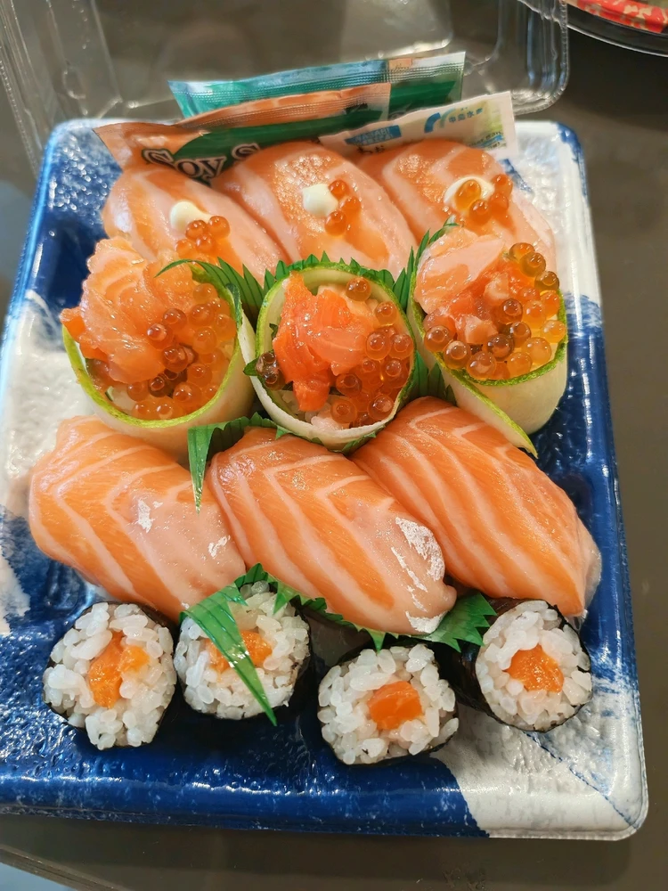 Фото загрузил Tina