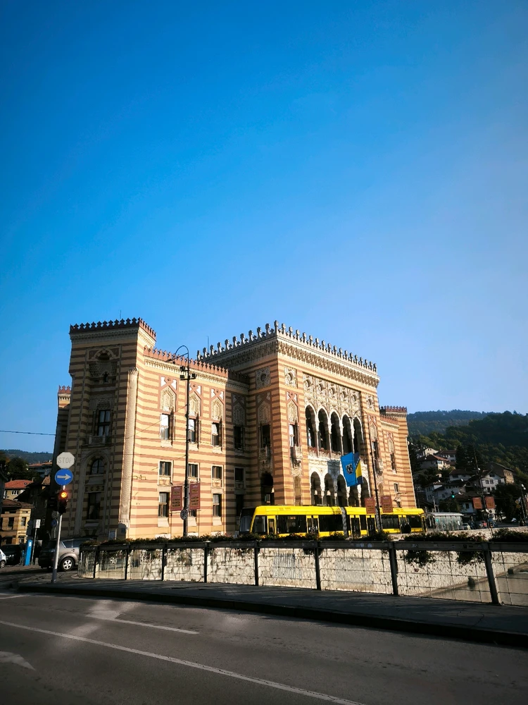 M.can tarafından yüklenen GIF