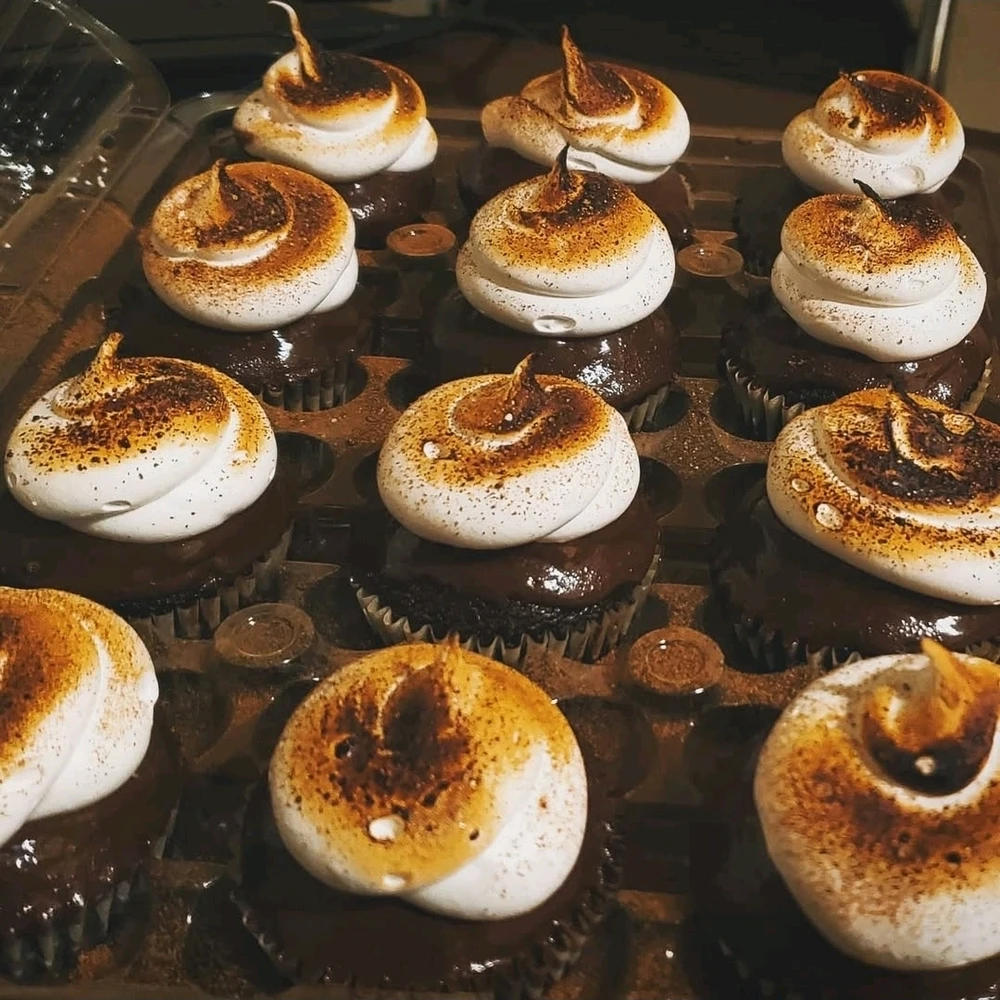 Mexican Hot Chocolate Cupcakes