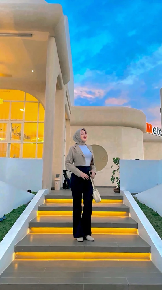 the cafe is very beautiful 😍