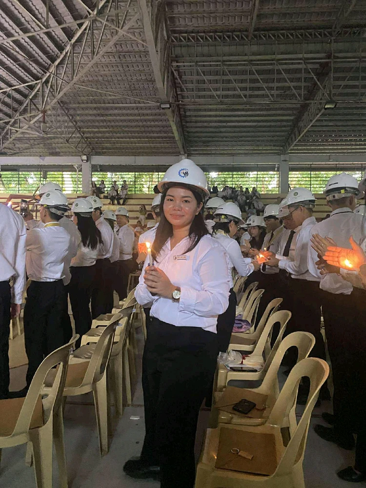 GIF uploaded by Ella