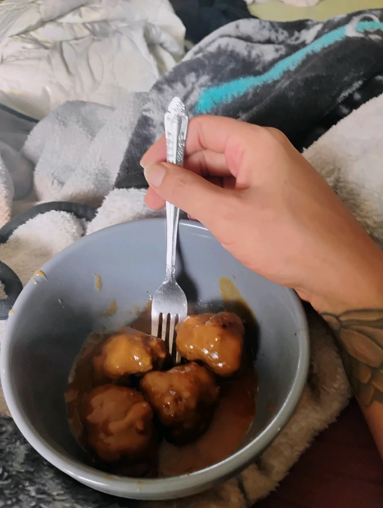 GIF na in-upload ni Una